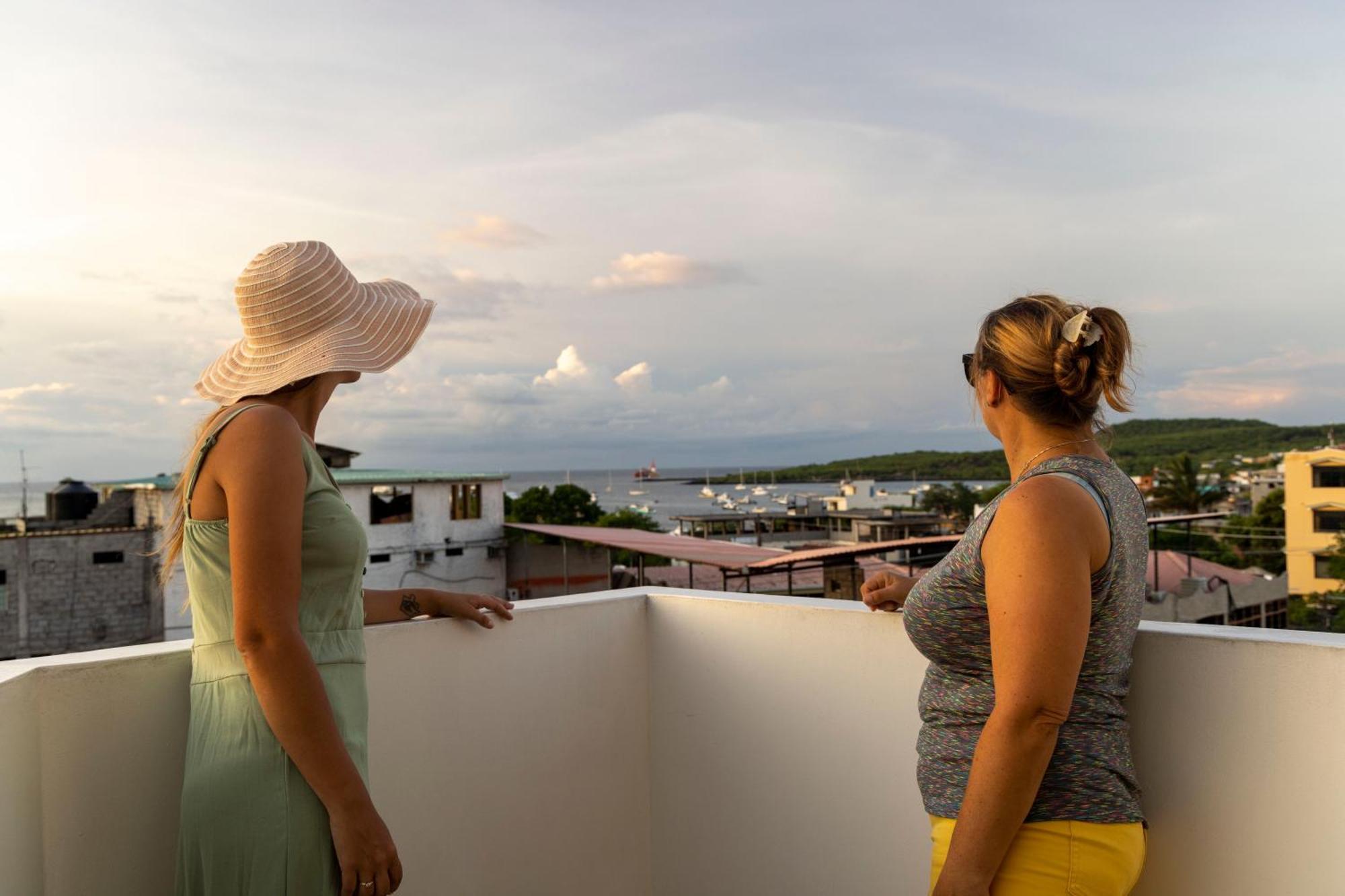 Galapagos Planet Hotel Puerto Baquerizo Moreno Eksteriør billede